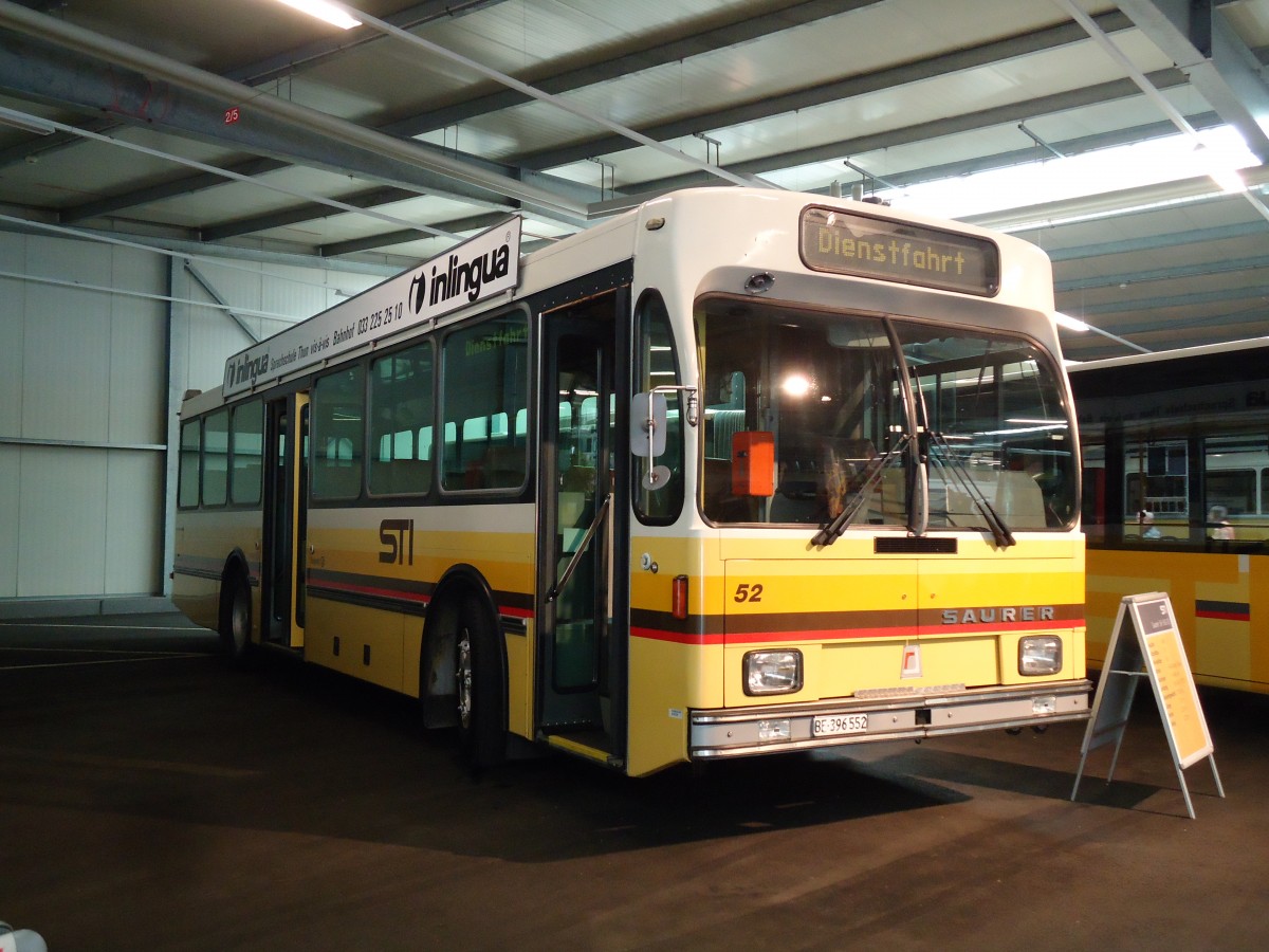 (145'029) - STI Thun - Nr. 52/BE 396'552 - Saurer/R&J am 15. Juni 2013 in Thun, Garage