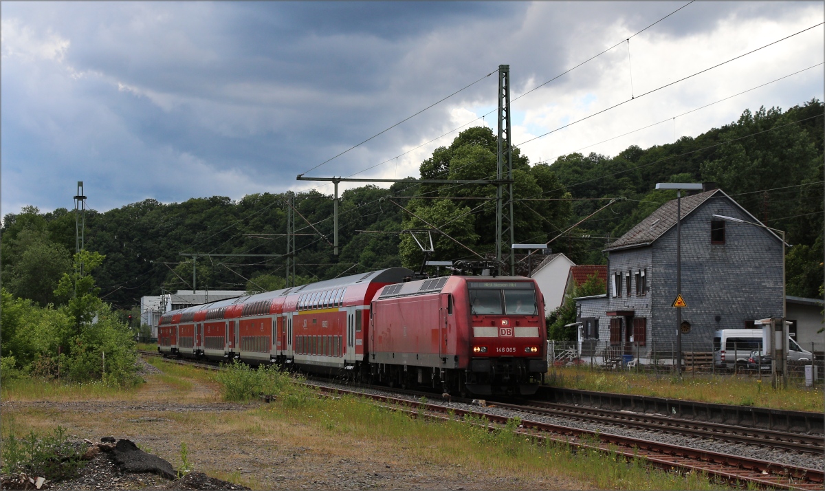 146 005 mit RE9 von Aachen nach Siegen am 07.06.20 in Brachbach