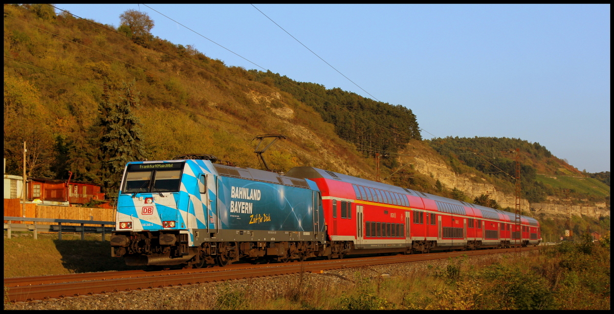 146 246  Bahnland Bayern  mit RE nach Frankfurt am Main am 04.10.14 bei Karlstadt