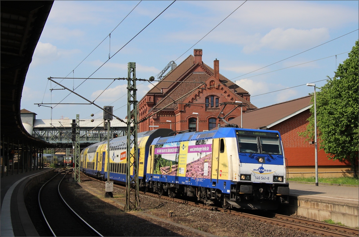 146 541 mit Metronom in Richtung Lüneburg am 12.05.18 in Hamburg Harburg