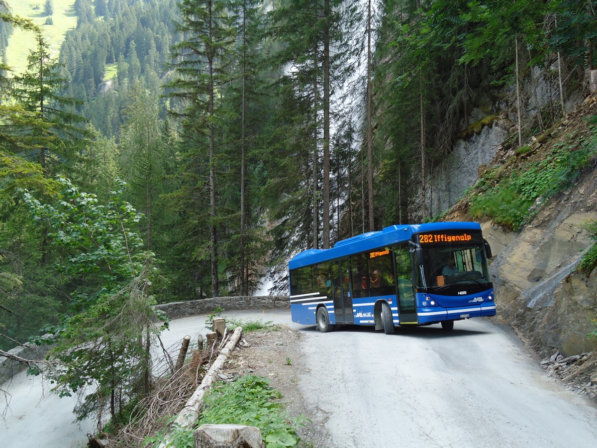 (146'126) - AFA Adelboden - Nr. 57/BE 272'798 - Scania/Hess am 28. Juli 2013 in Lenk, Iffigenfall