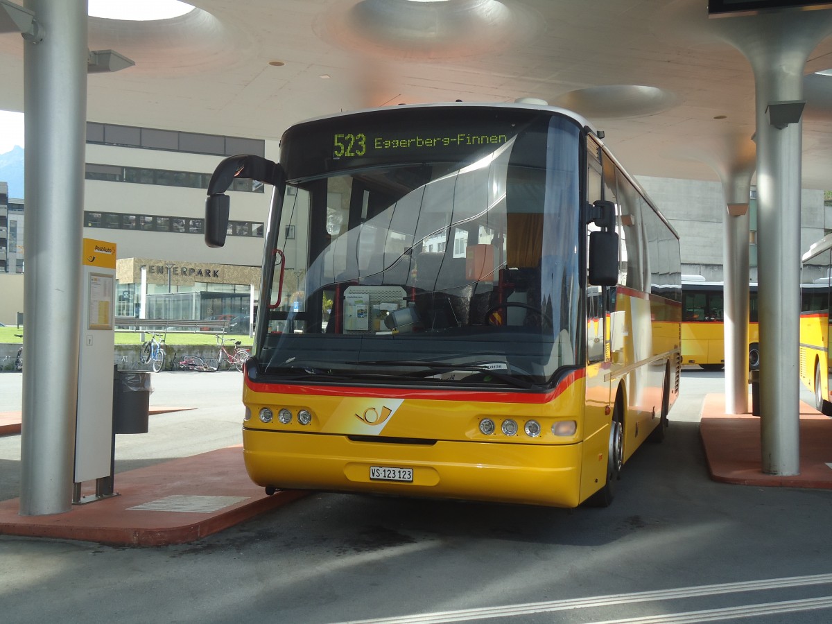 (147'298) - BUS-trans, Visp - VS 123'123 - Neoplan (ex Zimmermann, Visperterminen) am 22. September 2013 beim Bahnhof Visp