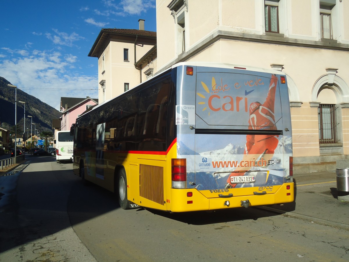 (147'887) - Barenco, Faido - TI 241'031 - Volvo am 6. November 2013 beim Bahnhof Biasca