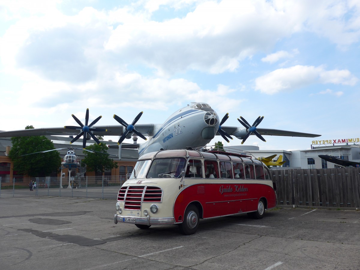 (150'499) - Kelders, Bechtheim - AZ-HG 68H - Setra am 26. April 2014 in Speyer, Technik-Museum