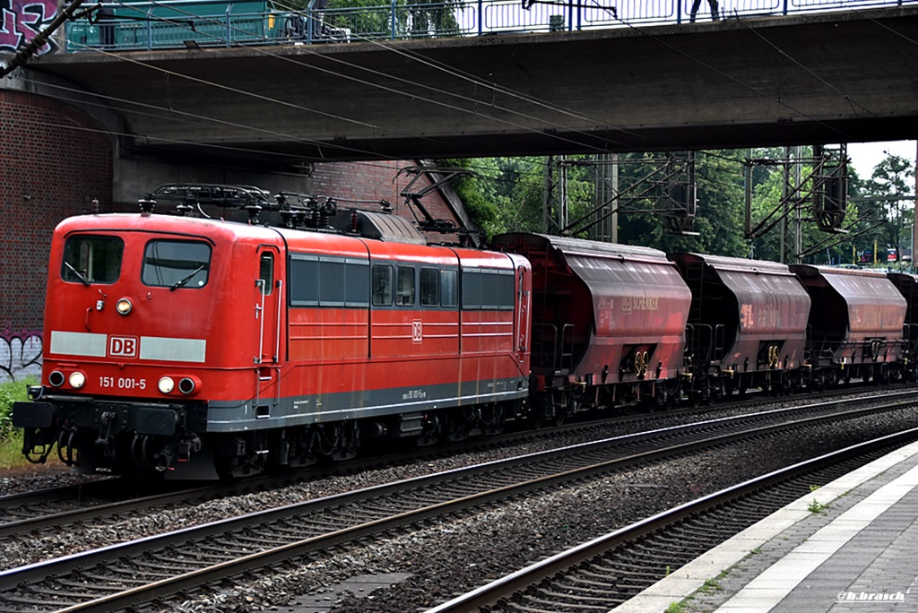 151 001 fuhr mit einen ganzzug durch hh-harburg,16.06.16