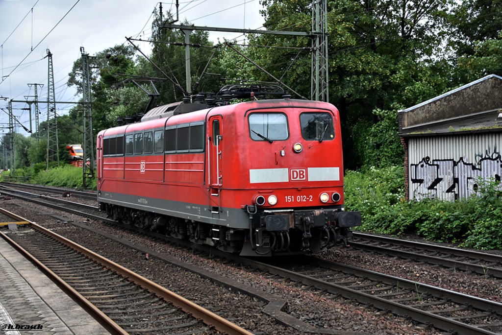 151 012-2 fuhr solo durch hh-harburg,25.07.17