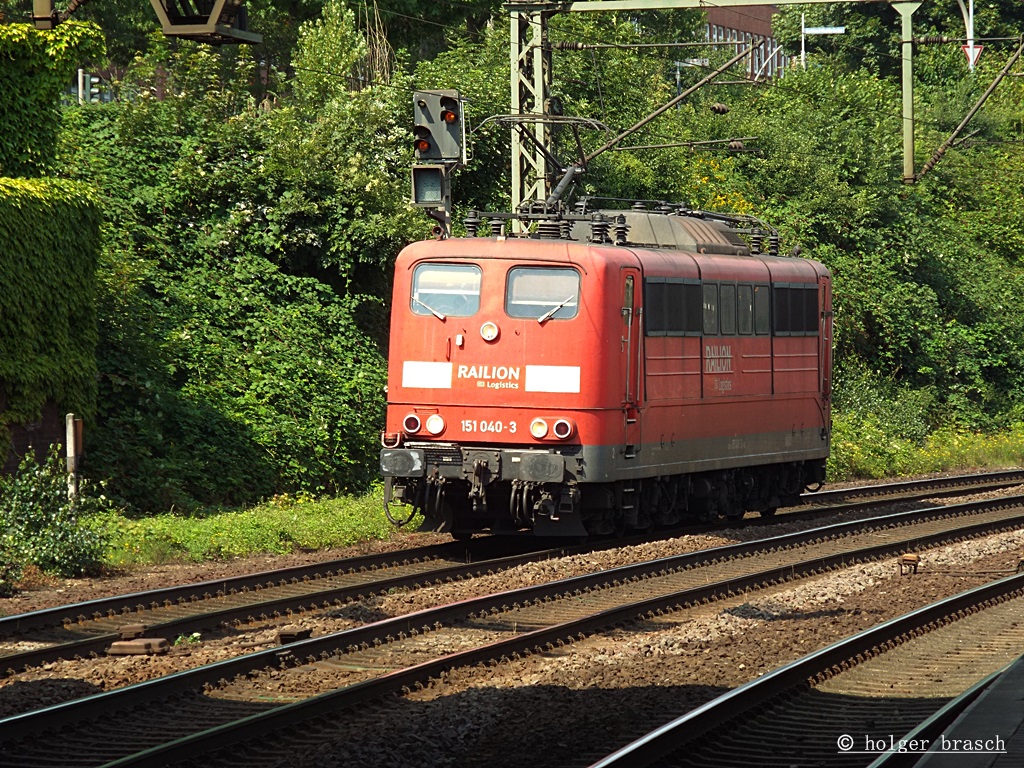 151 040-3 ist lz am 23.08.13 durch hh-harburg gefahren