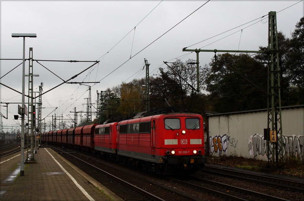 151 095 und 151 094 am 02.11.13 in Hamburg Harburg