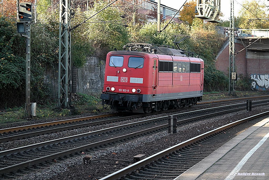 151 109-9 ist lz am 24.10.13 durch hh-harburg gefahren