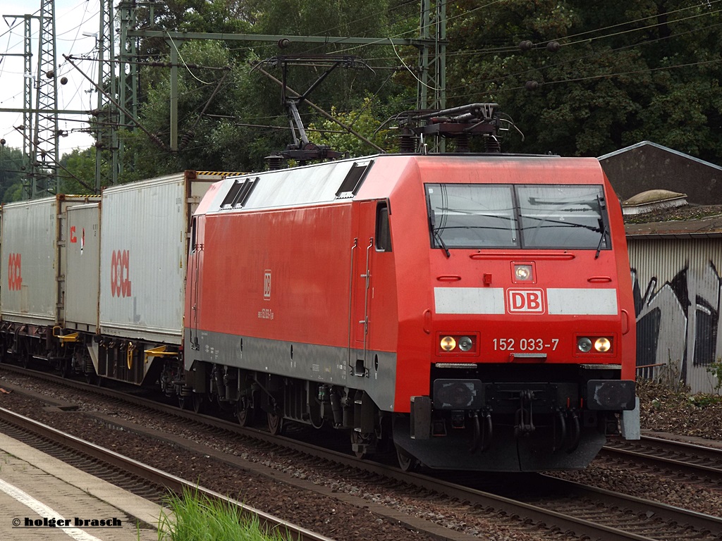 152 033-7 zog einen intermodal am 04.09.13 durch hh-harburg