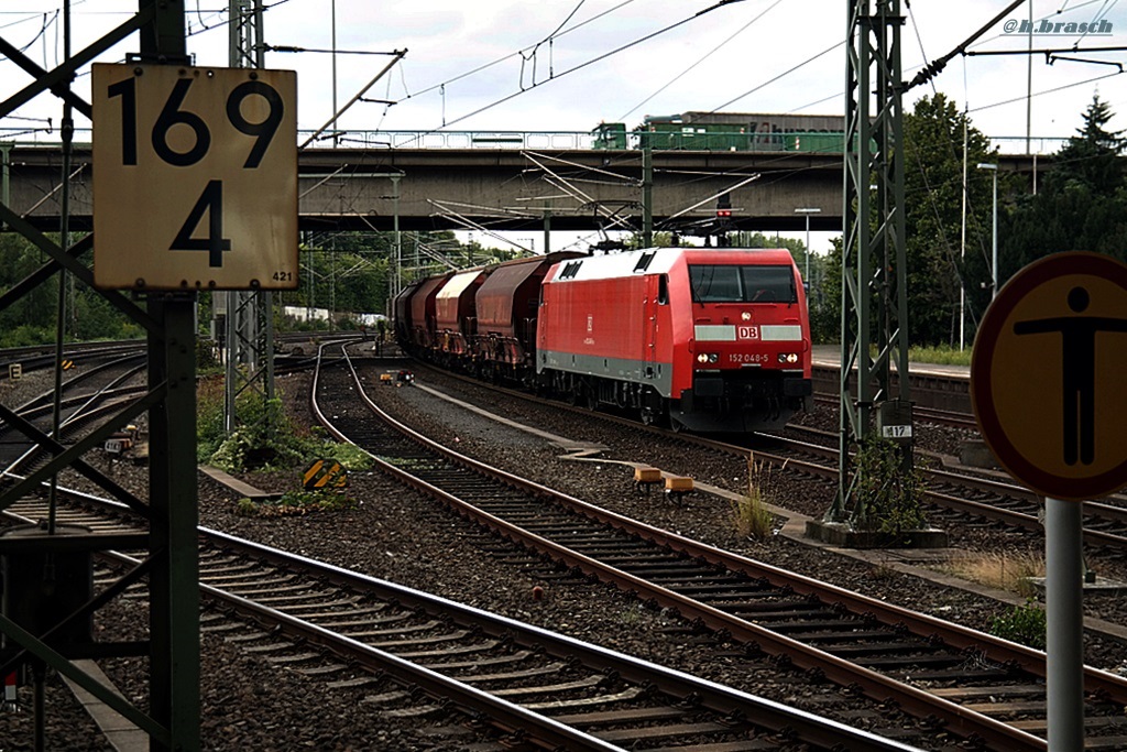 152 048-5 fuhr mit einen ganzzug durch hh-harburg,datum 22.08.14