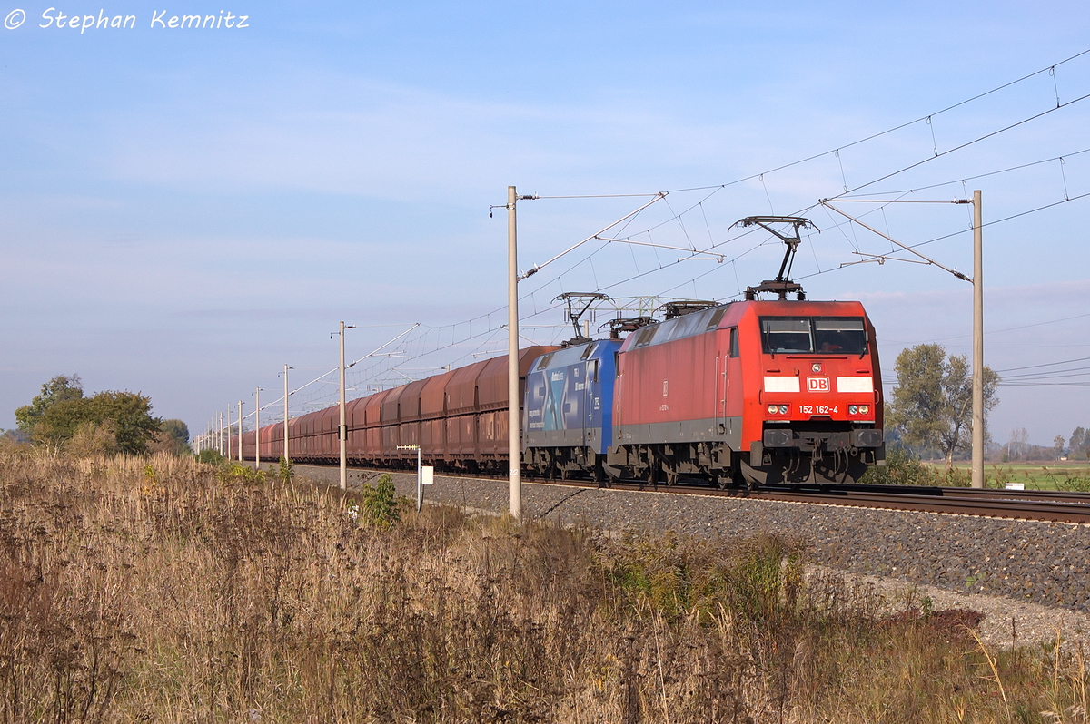 152 162-4 & 152 137-6  Albatros Express  DB Schenker Rail Deutschland AG mit dem GM 60225 von Hansaport nach Ziltendorf EKO in Vietznitz. 14.10.2013