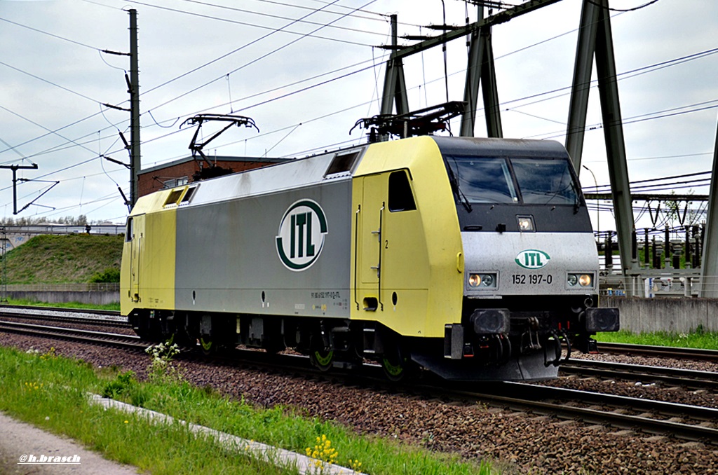 152 197-0 fuhr solo durch hh-waltershof,15.05.15