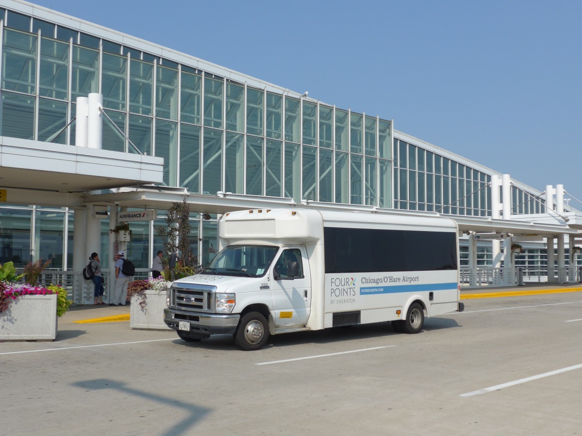 (153'317) - Four Points, Chicago - Nr. 5/117'802 F - Ford am 20. Juli 2014 in Chicago, Airport O'Hare