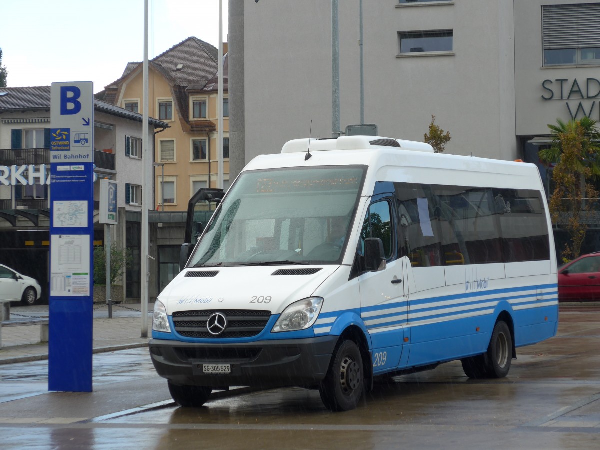 (153'922) - WilMobil, Wil - Nr. 209/SG 305'529 - Mercedes am 16. August 2014 beim Bahnhof Wil