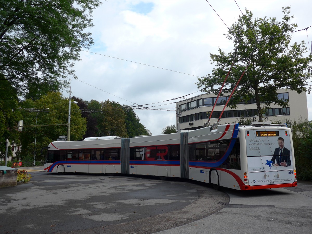 (154'035) - VBL Luzern - Nr. 235 - Hess/Hess Doppelgelenktrolleybus am 19. August 2014 in Luzern, Maihof