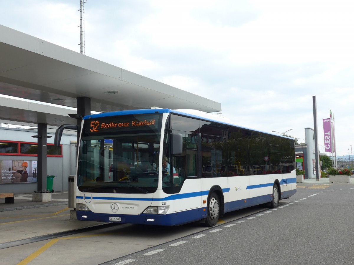 (154'118) - Odermatt, Rotkreuz - Nr. 228/ZG 29'588 - Mercedes am 19. August 2014 beim Bahnhof Rotkreuz