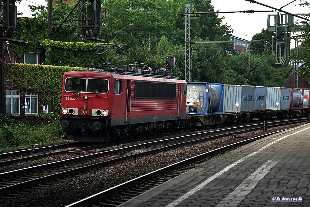 155 037-5 zog einen containerzug durch hh-harburg,datum 01.08.14