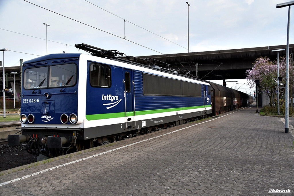 155 048-6 zog einen autozug durch hh-harburg,01.04.17