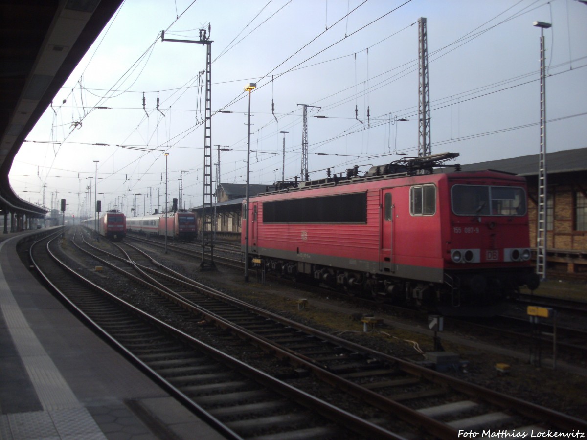 155 087-9 im Bahnhof Stralsund Hbf am 14.3.14