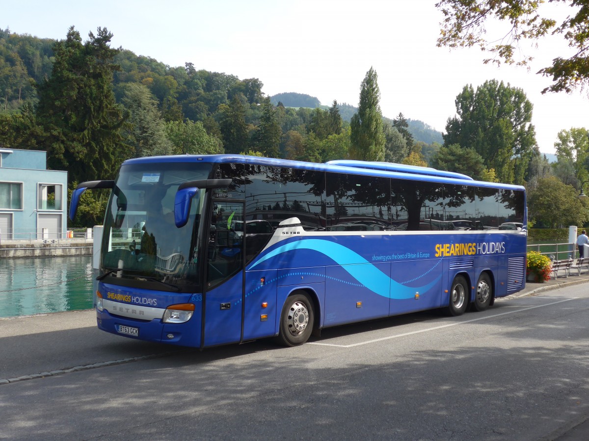 (155'361) - Aus England: Shearings, Wigan - Nr. 633/BT63 GCK - Setra am 24. September 2014 bei der Schifflndte Thun