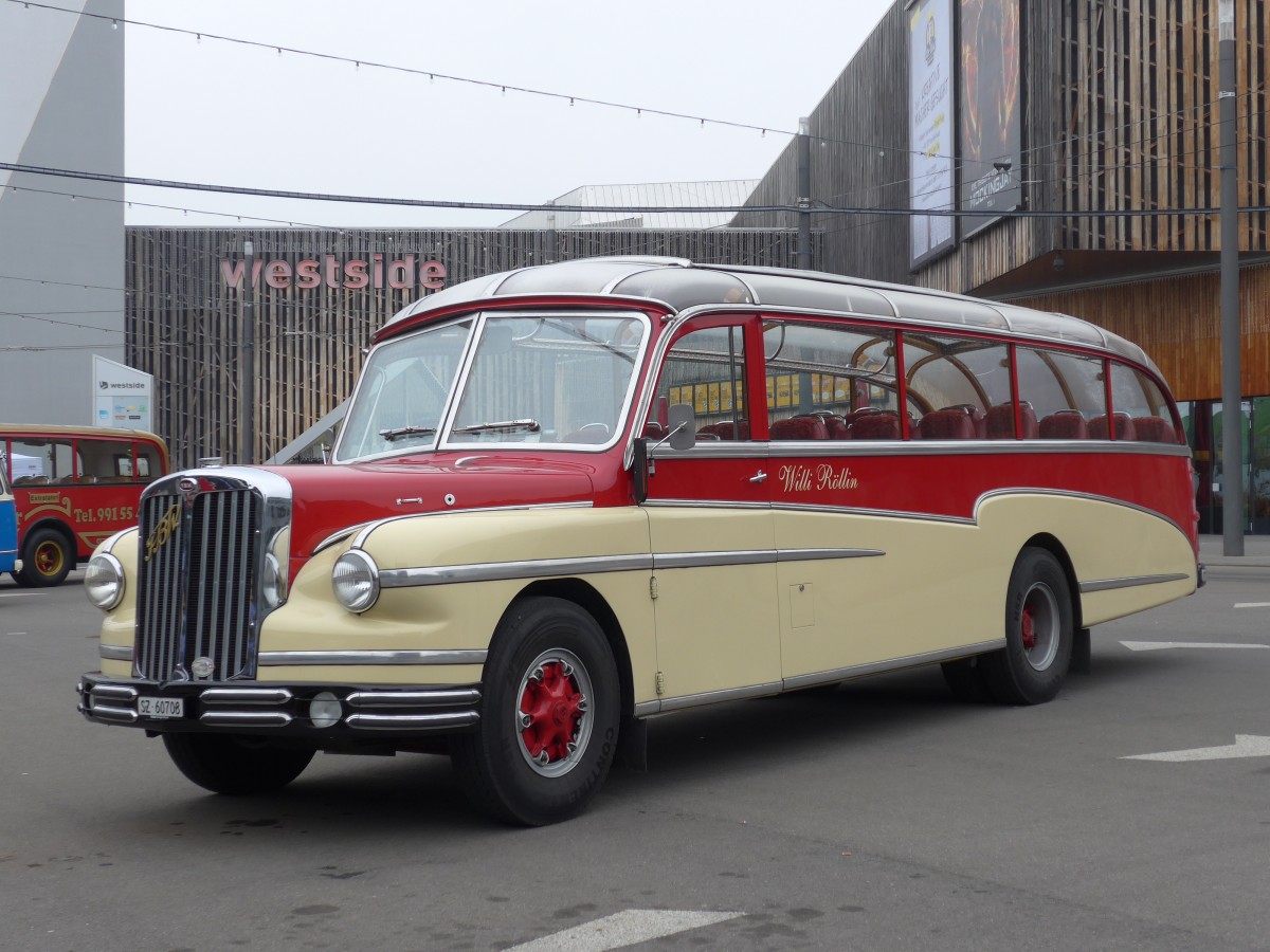 (156'090) - Rllin, Hirzel - SZ 60'708 - FBW/FHS (ex Flckiger, Rickenbach; ex Rieben, Aesch; ex Pfister, Thrnen) am 26. Oktober 2014 in Bern, Gilberte-de-Courgenay-Platz