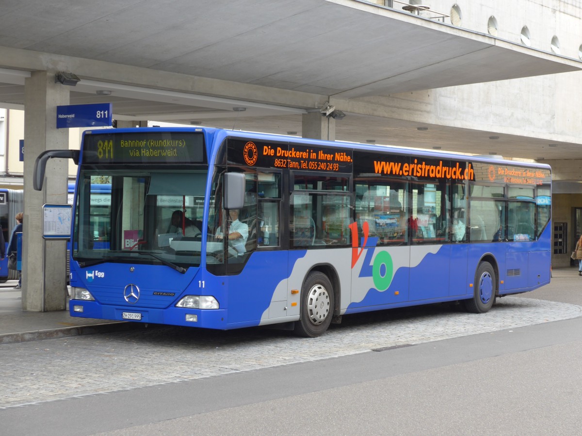 (156'233) - VZO Grningen - Nr. 11/ZH 291'995 - Mercedes am 28. Oktober 2014 beim Bahnhof Uster