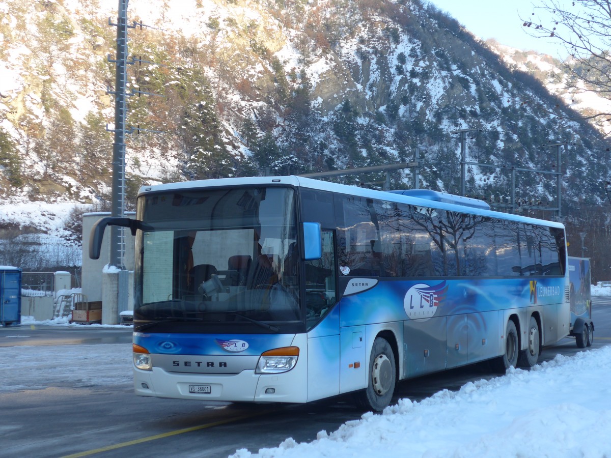 (158'091) - LLB Susten - Nr. 1/VS 38'001 - Setra am 1. Januar 2015 in Leuk, Garage