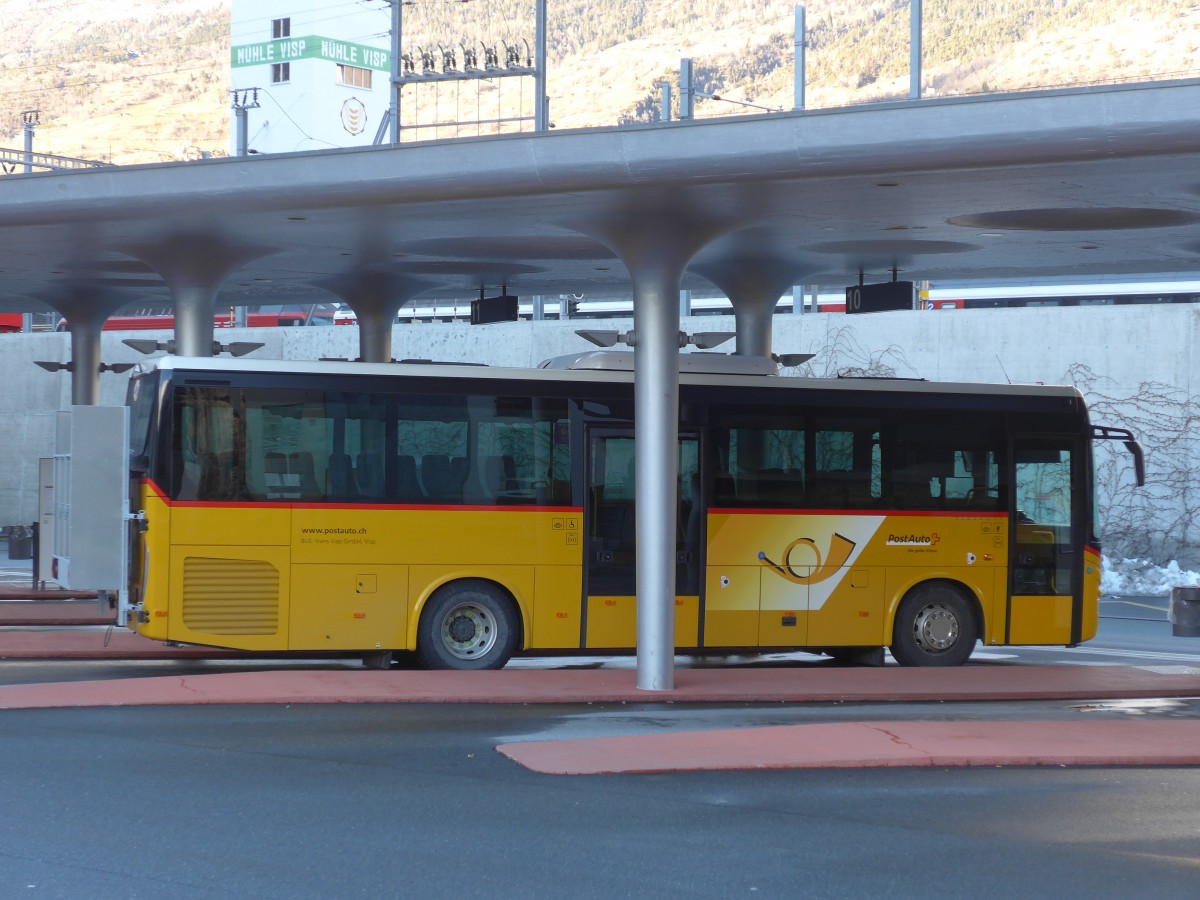 (158'217) - BUS-trans, Visp - VS 97'000 - Iveco am 4. Januar 2015 beim Bahnhof Visp