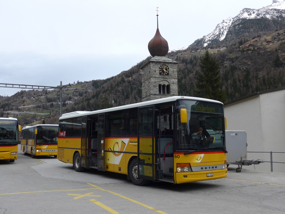 (159'605) - Zerzuben, Visp-Eyholz - Nr. 60/VS 18'725 - Setra am 2. April 2015 beim Bahnhof St. Niklaus