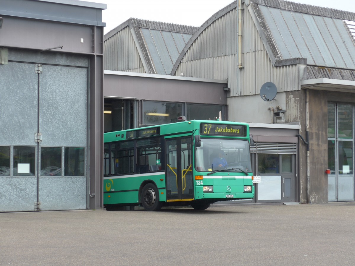 (159'750) - BVB Basel - Nr. 734/BS 3234 - Mercedes (ex VAG Freiburg/D Nr. 933) am 11. April 2015 in Basel, Garage Rankstrasse (Teilaufnahme)