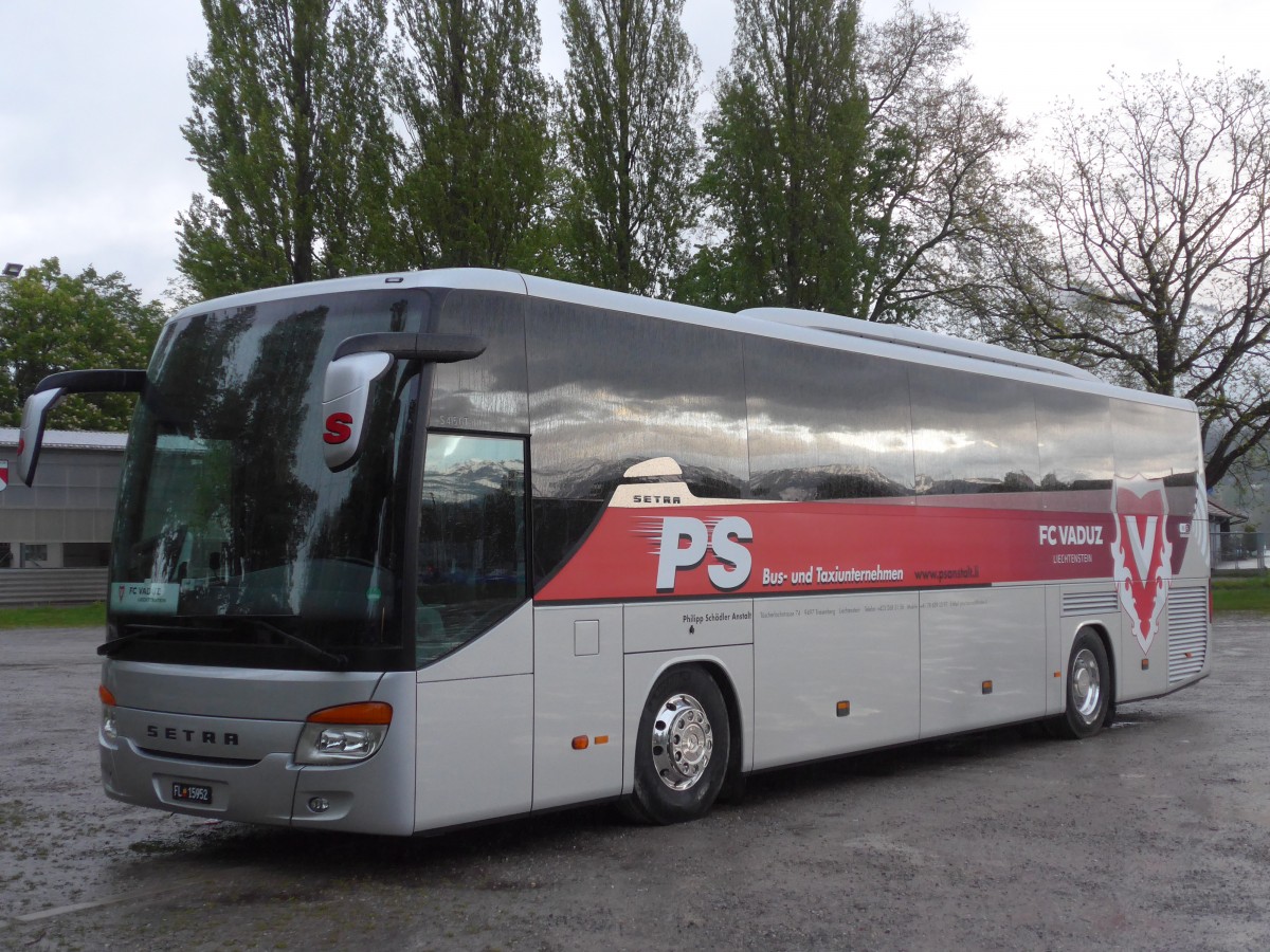 (160'159) - Aus Liechtenstein: Schdler, Triesenberg - FL 15'952 - Setra am 2. Mai 2015 in Thun, Lachenwiese