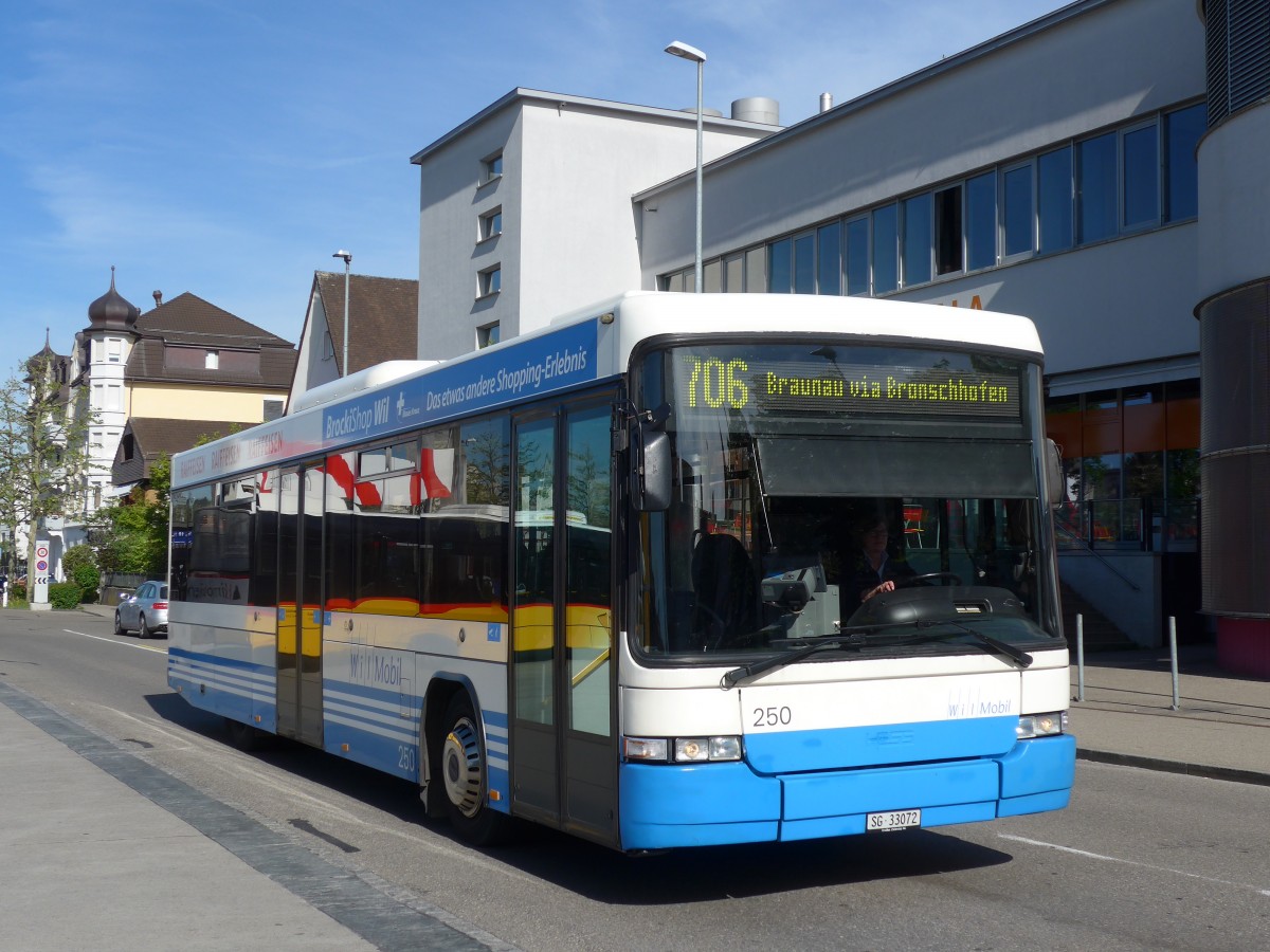 (160'186) - WilMobil, Wil - Nr. 250/SG 33'072 - Volvo/Hess (ex BOS Wil Nr. 21) am 8. Mai 2015 beim Bahnhof Wil