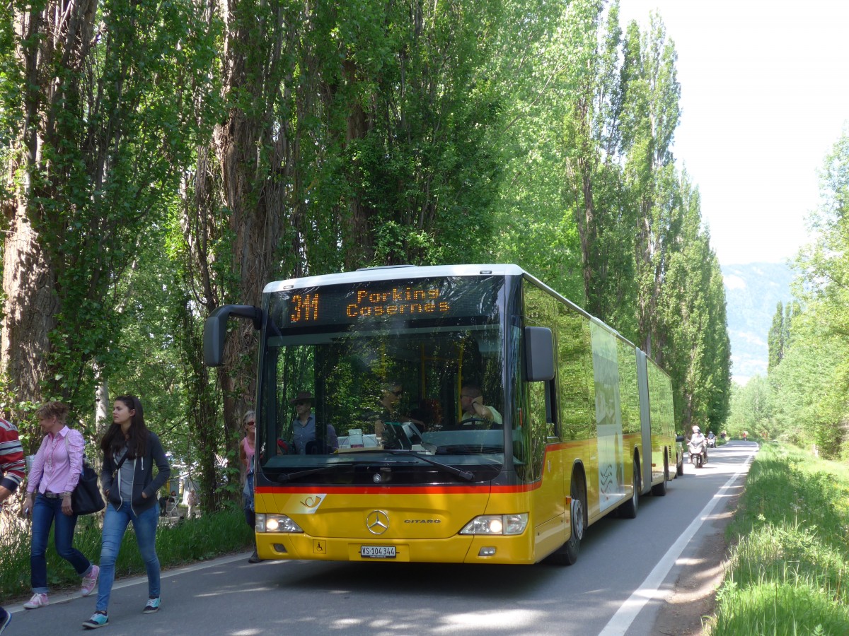 (160'373) - Buchard, Leytron - VS 104'344 - Mercedes am 10. Mai 2015 in Aproz, Praz-Bardy