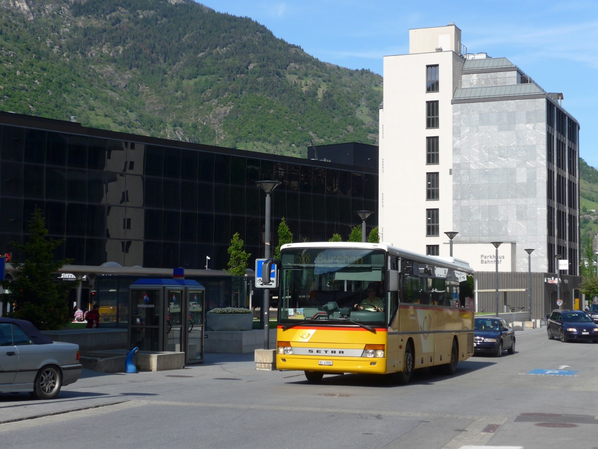 (160'464) - Autotour, Visp - VS 63'800 - Setra am 10. Mai 2015 in Visp, Post