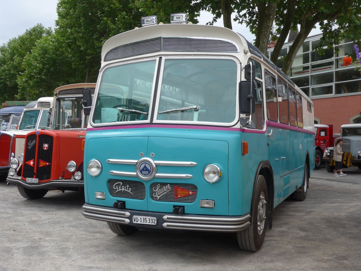 (162'216) - Pittet, Aigle - VD 135'332 - Saurer/Saurer (ex M+79'518; ex P 24'137) am 20. Juni 2015 in Aigle, Saurertreffen