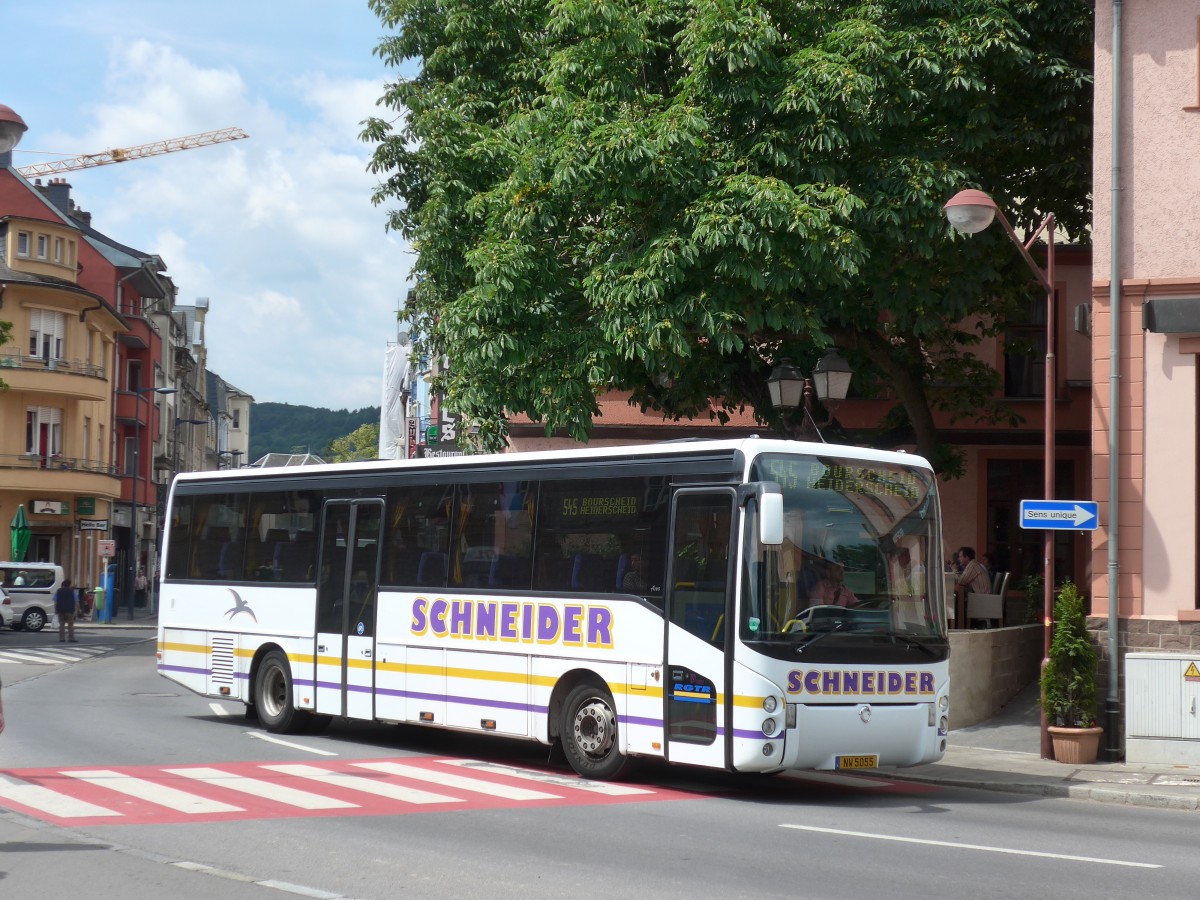 (162'608) - Schneider, Kehmen - NW 5055 - Irisbus am 25. Juni 2015 beim Bahnhof Ettelbruck