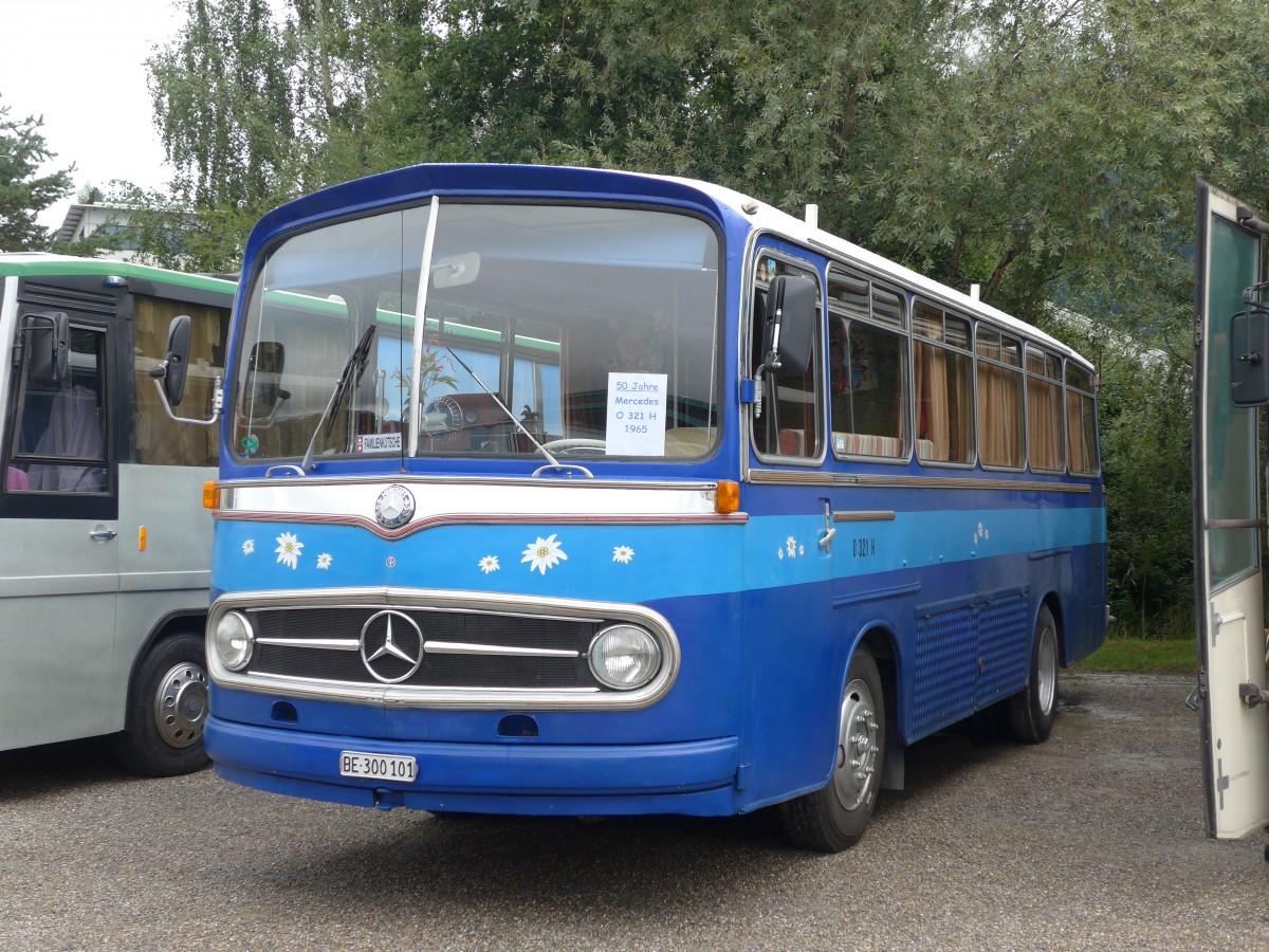 (163'522) - Aus der Schweiz: Mller, Lenk - BE 300'101 - Mercedes am 16. August 2015 in Schaan, Wohnbustreffen