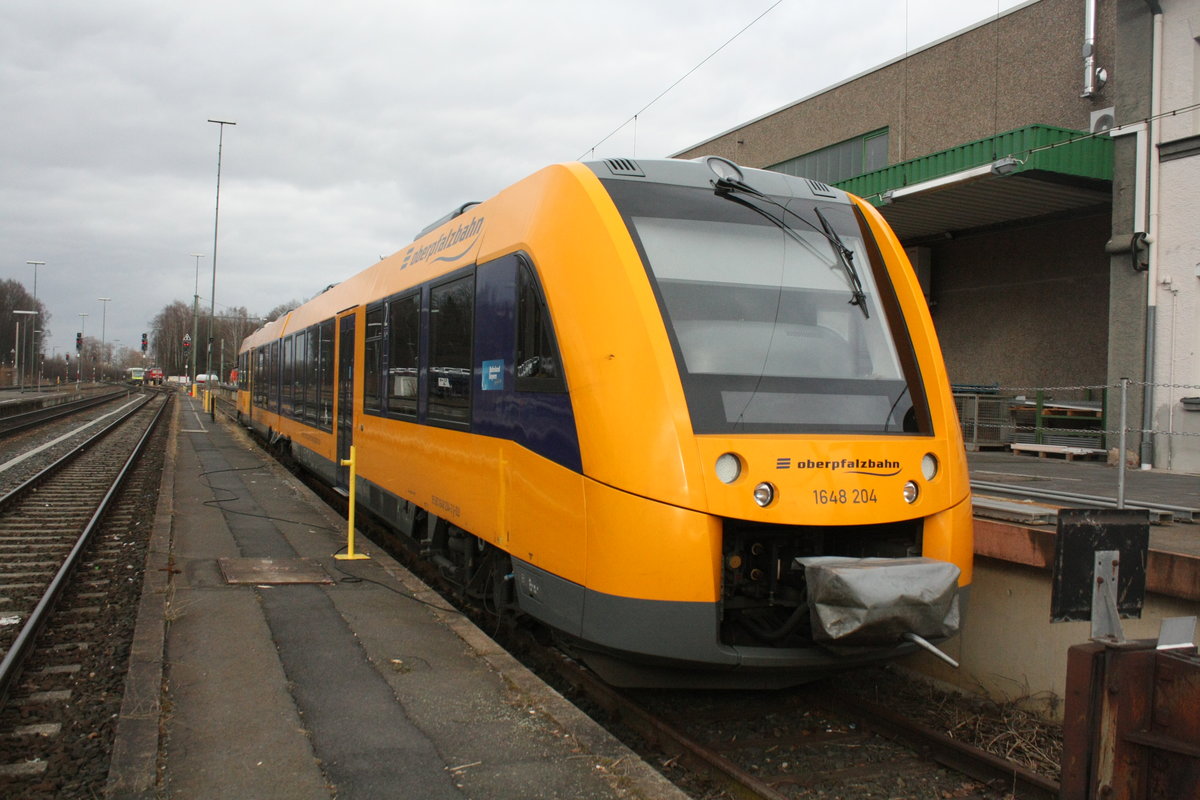 1648 204/704 abgestellt im Bahnhof Marktredwitz am 22.3.21