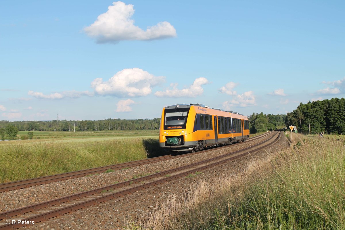 1648 705 als OPB 79742 Regensburg - Marktredwitz bei Oberteich. 22.06.16