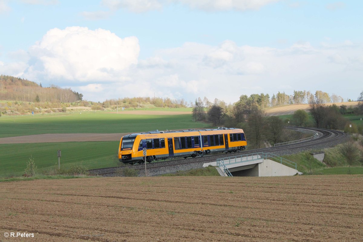 1648 707 als OPB 79734 Regensburg - Marktredwitz bei Lengenfeld. 25.04.16