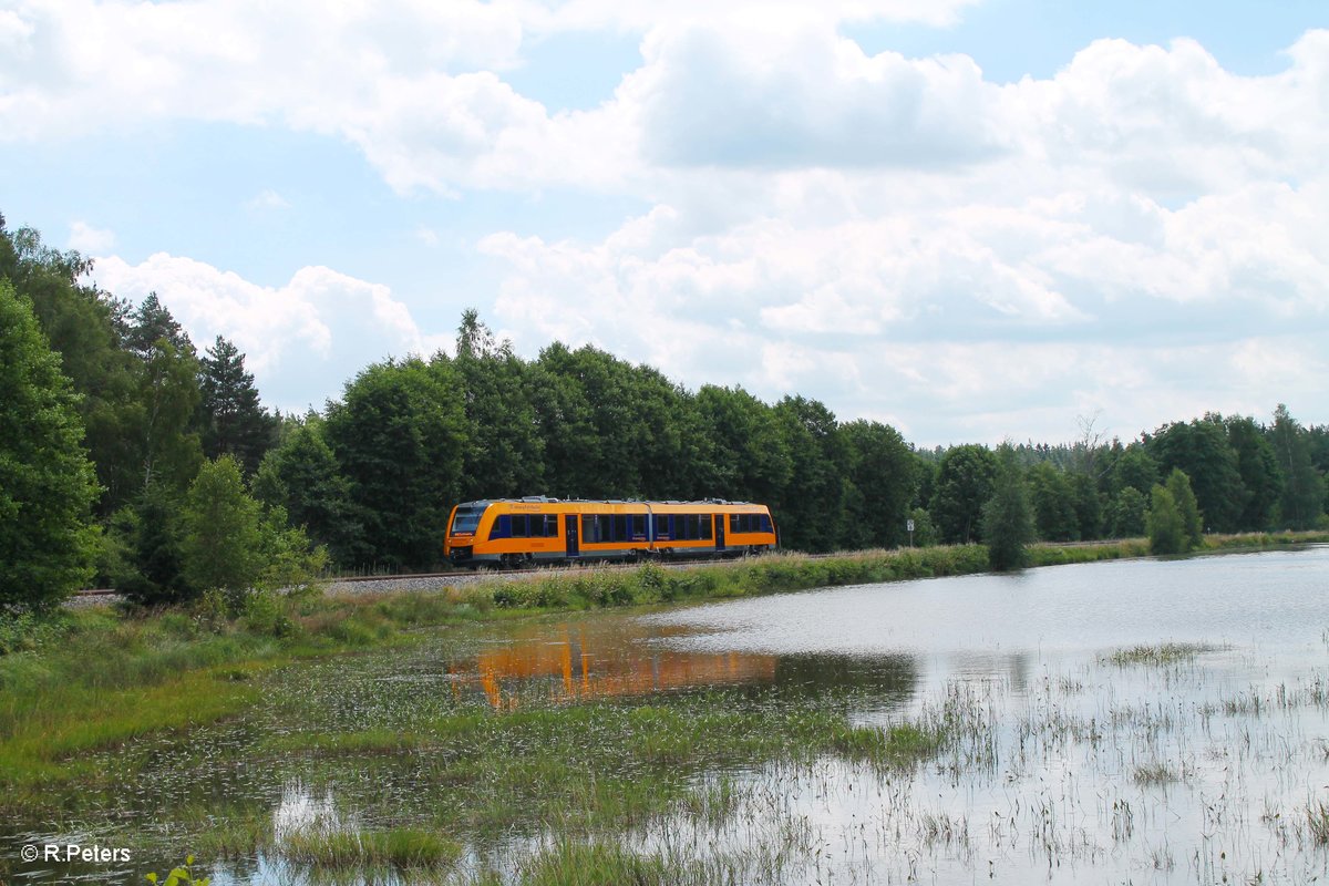 1648 708 als OPB 79720 Regensburg - Marktredwitz kürz vorm nächsten Halt Wiesau/oberpfalz. 09.07.16