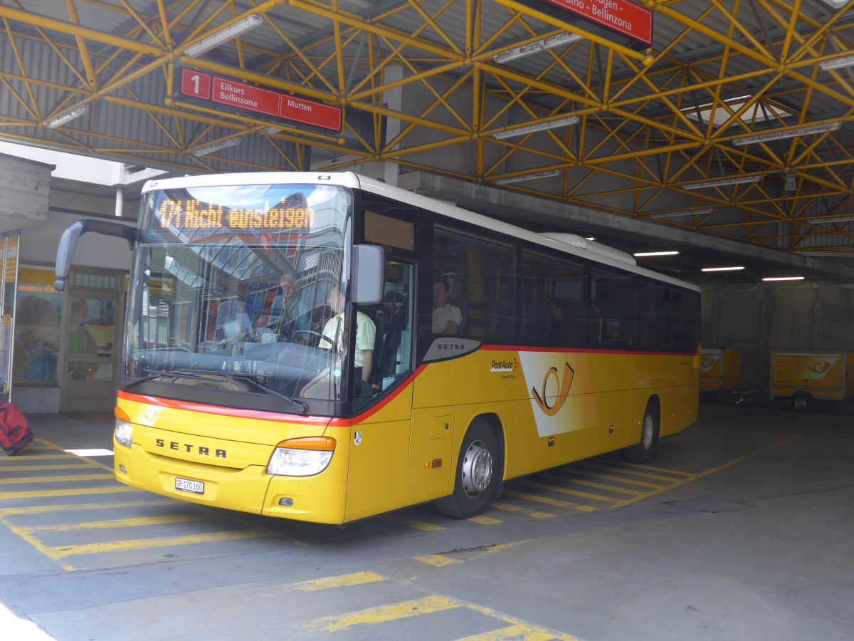 (165'425) - PostAuto Graubnden - GR 170'160 - Setra am 19. September 2015 in Thusis, Postautostation