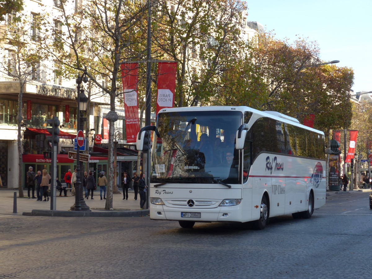 (166'672) - Aus Polen: Raf Trans, Warszawa - WPI 20'860 - Mercedes am 15. November 2015 in Paris, Champs-Elyses