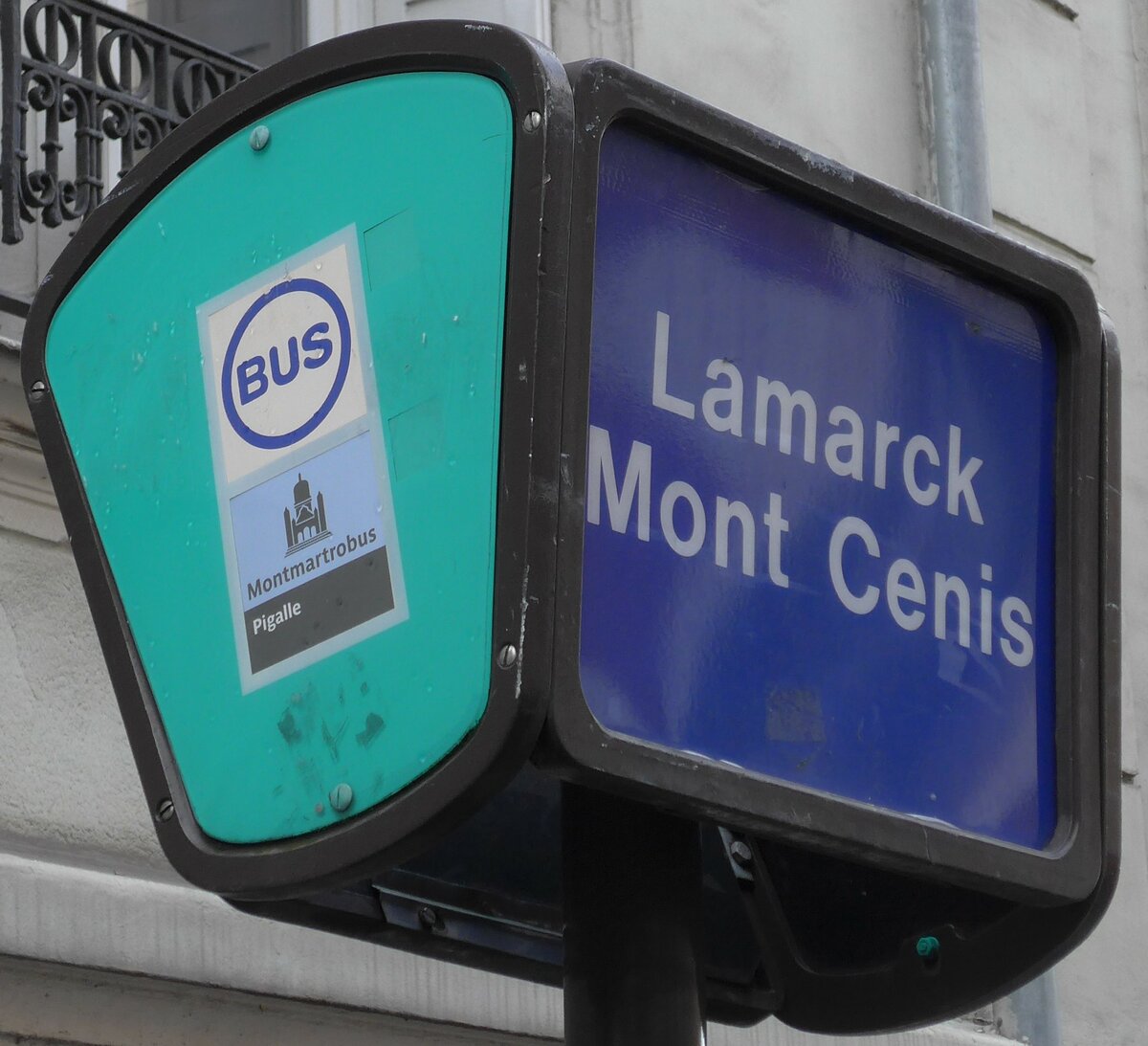 (167'086) - RATP-Haltestellenschild - Paris, Lamarck Mont Cenis - am 17. November 2015