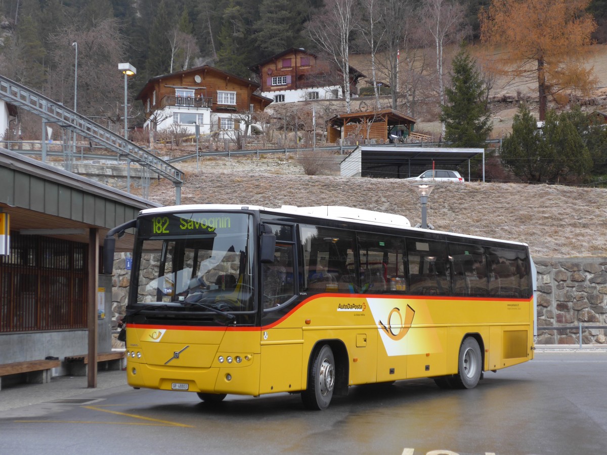 (168'226) - Demarmels, Salouf - GR 48'803 - Volvo am 2. Januar 2016 beim Bahnhof Tiefencastel