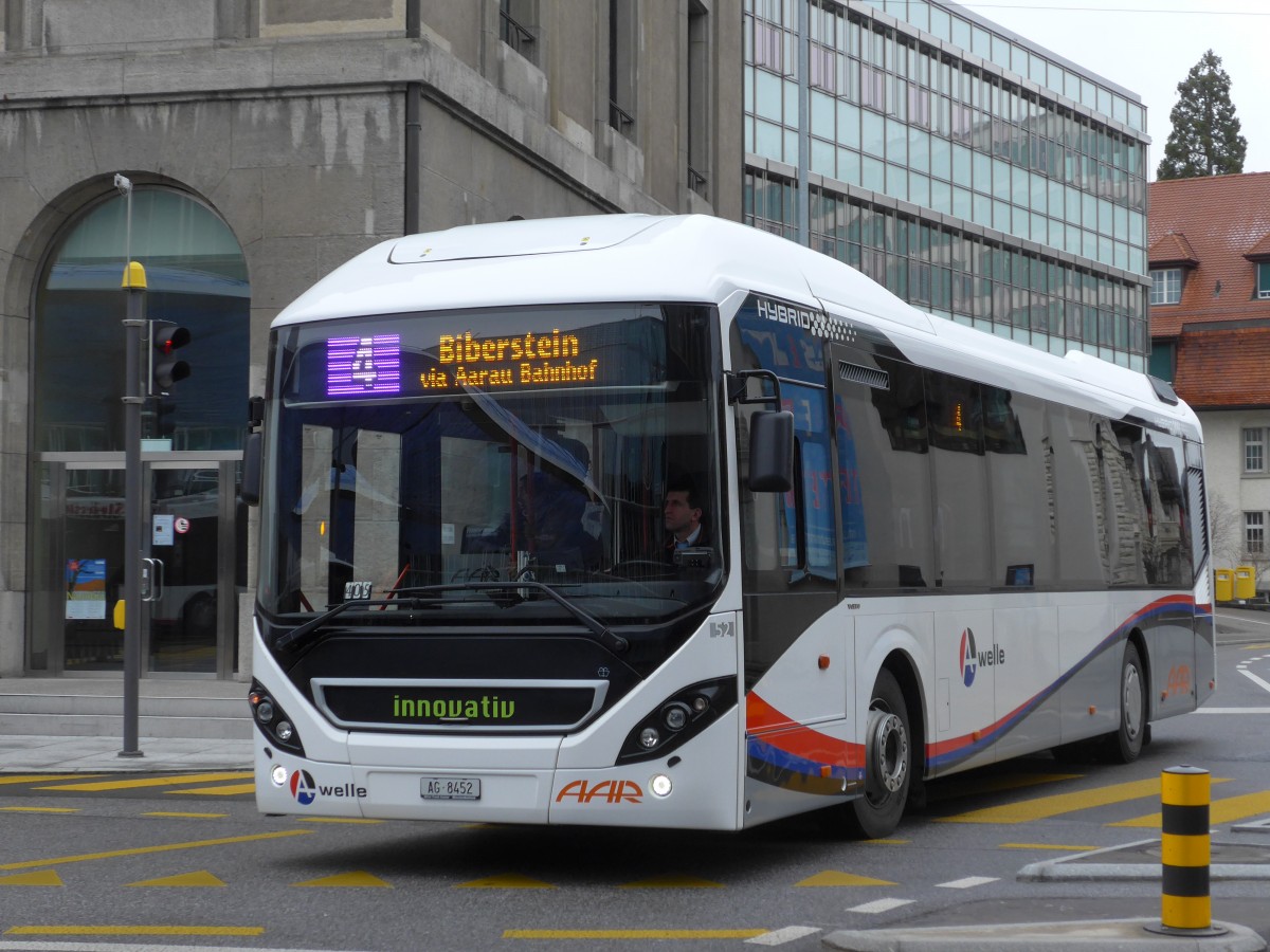 (168'776) - AAR bus+bahn, Aarau - Nr. 52/AG 8452 - Volvo am 20. Februar 2016 beim Bahnhof Aarau