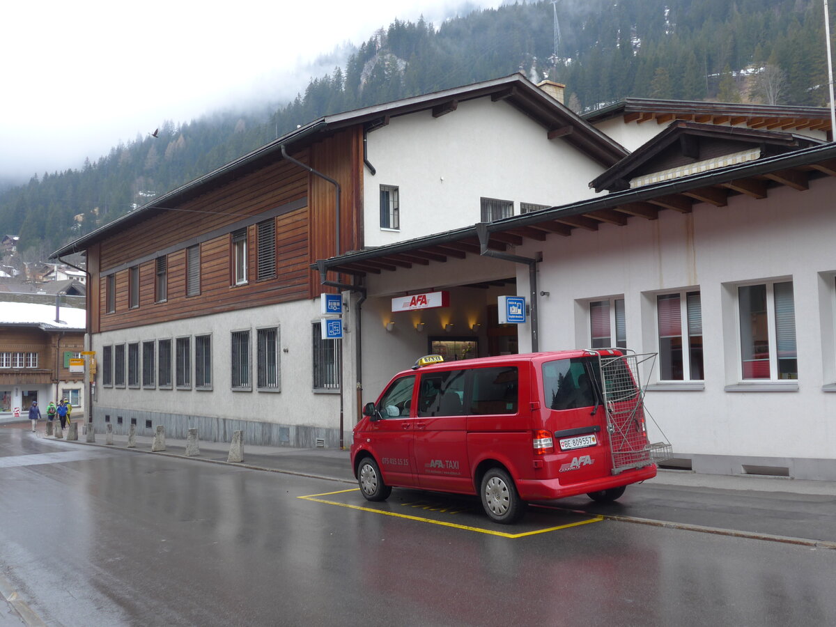 (169'530) - AFA Adelboden - BE 809'557 - VW am 27. Mrz 2016 in Adelboden, Autobahnhof