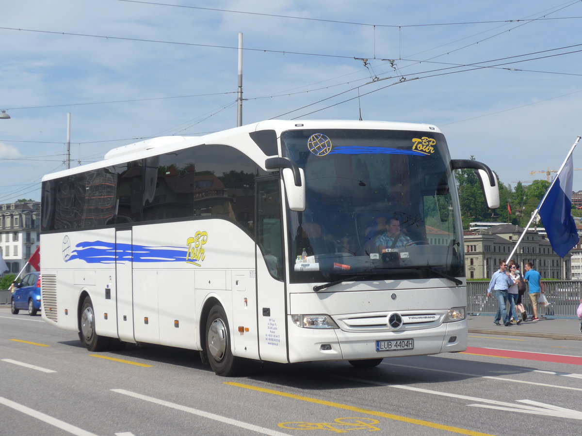 (171'378) - Aus Polen: BP Tour, Lubin - LUB 4404H - Mercedes am 22. Mai 2016 in Luzern, Bahnhofbrcke