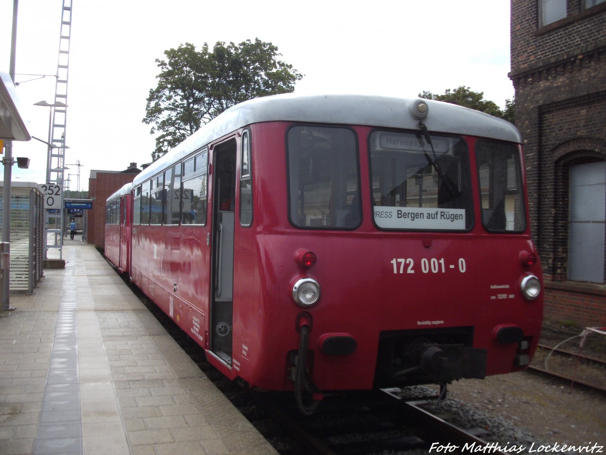 172 001 und 172 601 im Bahnhof Bergen auf Rgen am 13.7.14